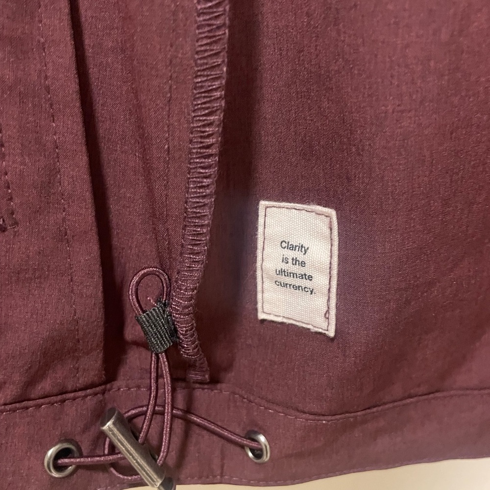 Vuori Outdoor Trainer Shell Jacket, Size Medium - Picture 9 of 9